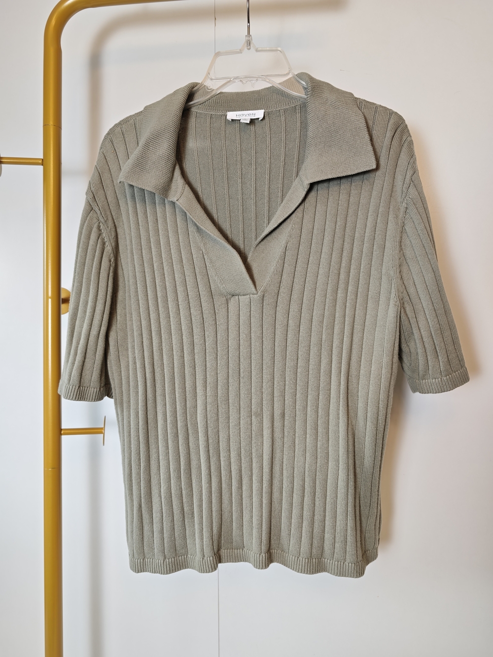 Relaxed Ribbed V‑Neck Polo Sweater in Sage